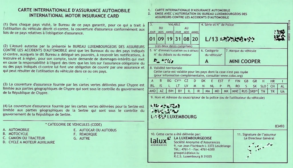 Internationale autoverzekeringspas (groene kaart) als voorbeeld van een officieel verzekeringsdocument