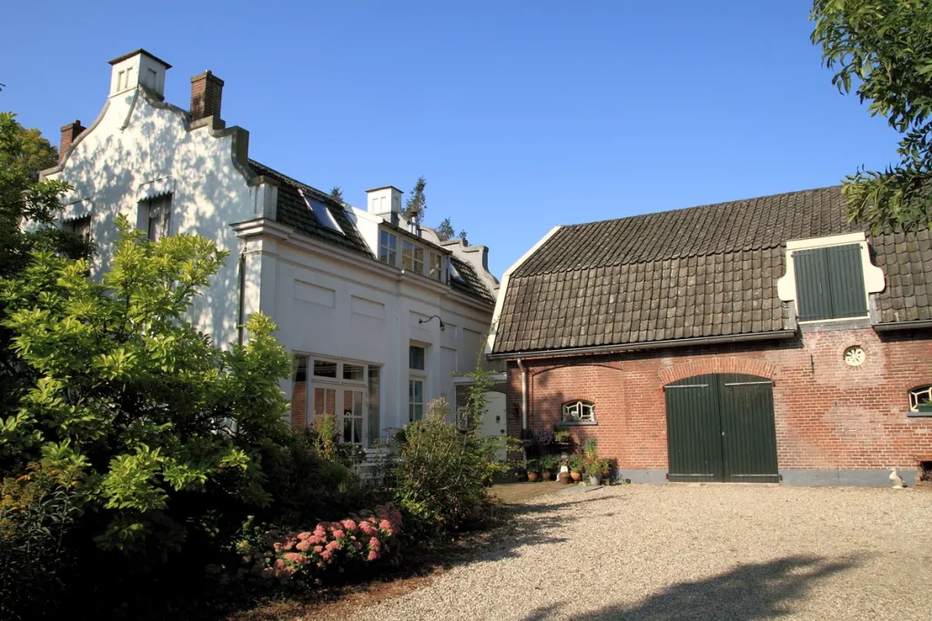 Nederlandse woonhuizen met trapgevels in De Meern, voorbeeld van samengesteld huishouden woonwijk aansprakelijkheidsverzekering