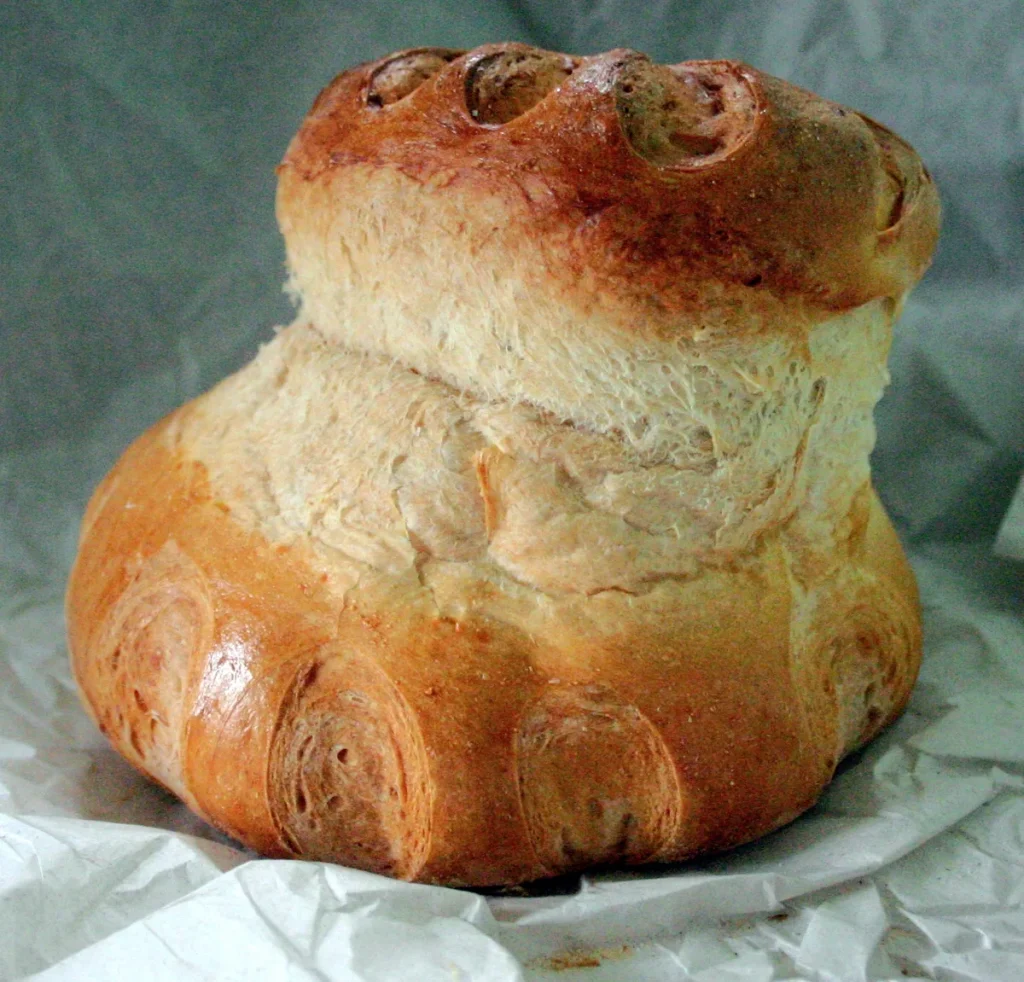 Traditioneel zelfgebakken brood als symbool voor het broodfonds, de schenkkring voor zzp-arbeidsongeschiktheid