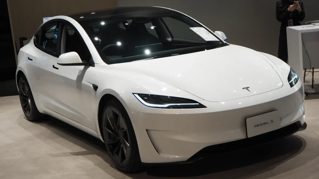 Tesla Model 3 Highland Performance 2024 — schadeherstel en reparatiekosten autoverzekering
