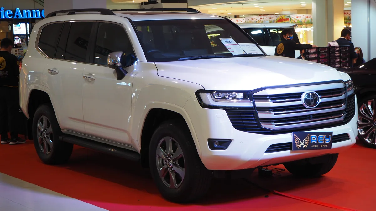 Toyota Land Cruiser 300 SUV 4x4 terreinwagen verzekering 2026