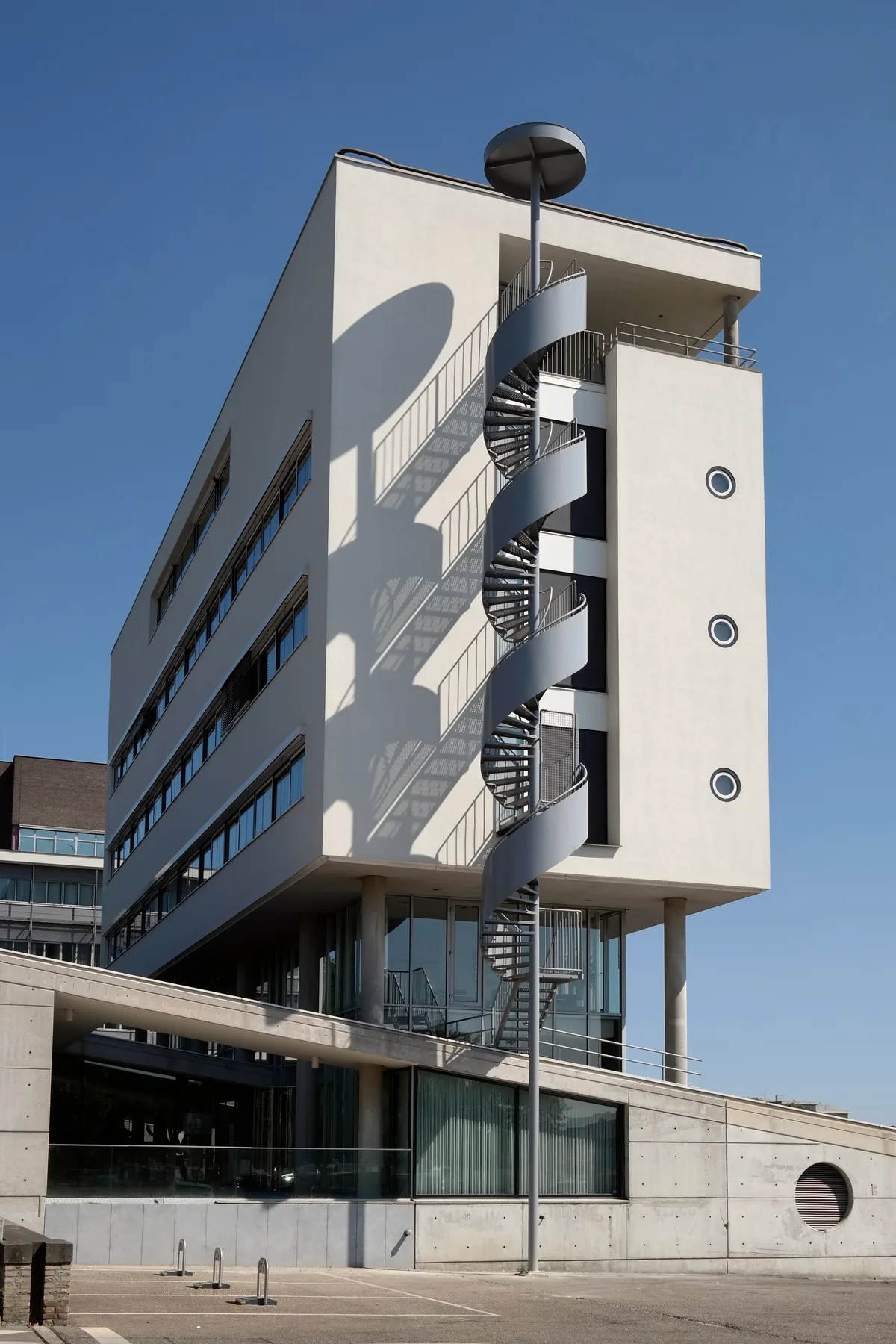 Kamer van Koophandel gebouw Maastricht – registratieadres voor Nederlandse ondernemers en zzp'ers