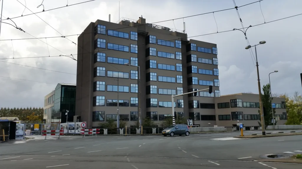 Rechtbank Amsterdam gebouw — zakelijke rechtsbijstandverzekering voor zzp en mkb 2026